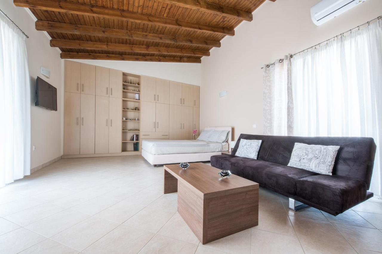 Top Floor Modern Studio In Central Koropi Apartment Bagian luar foto
